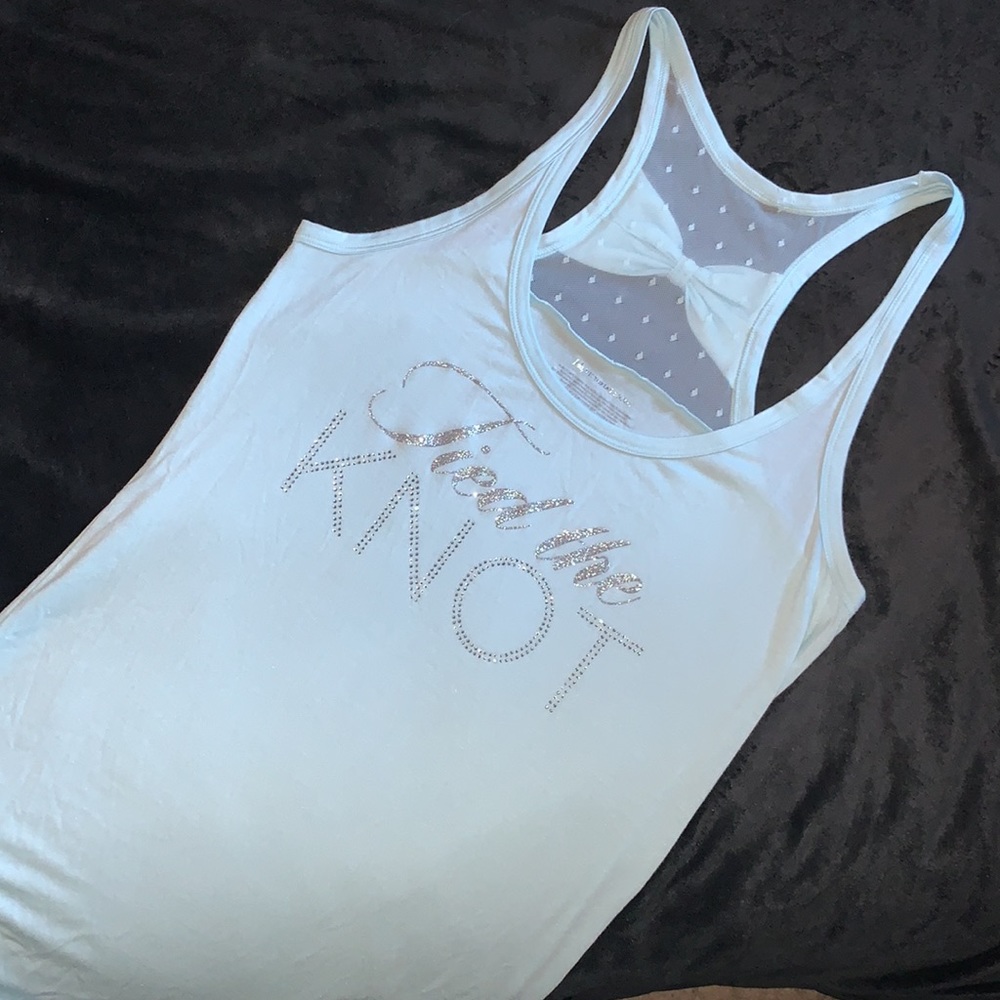 Victoria’s Secret Tied the Knot Tank — Large — I do Series - Picture 7 of 9